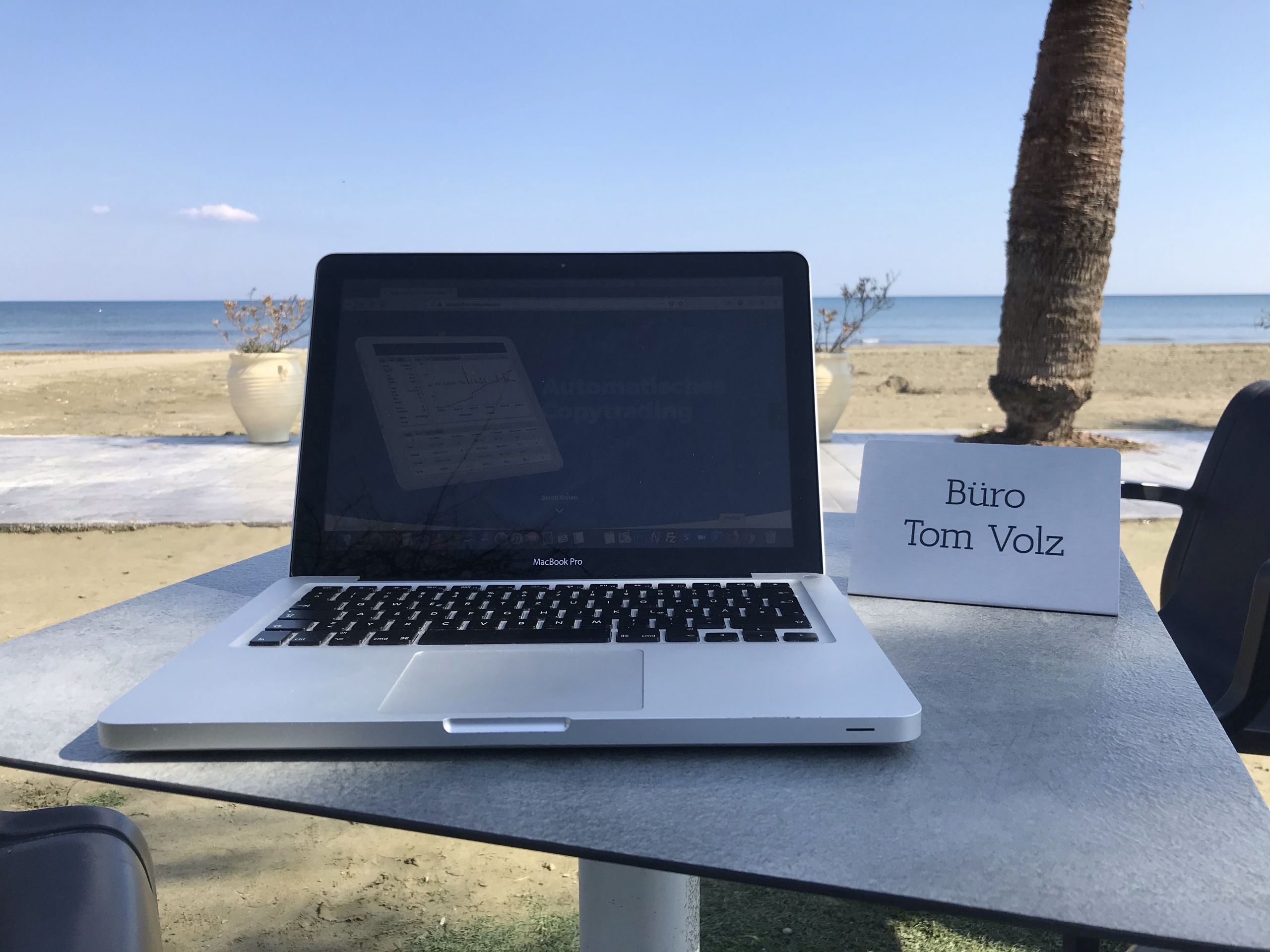 Geld verdienen im Urlaub durch erfolgreiches Trading